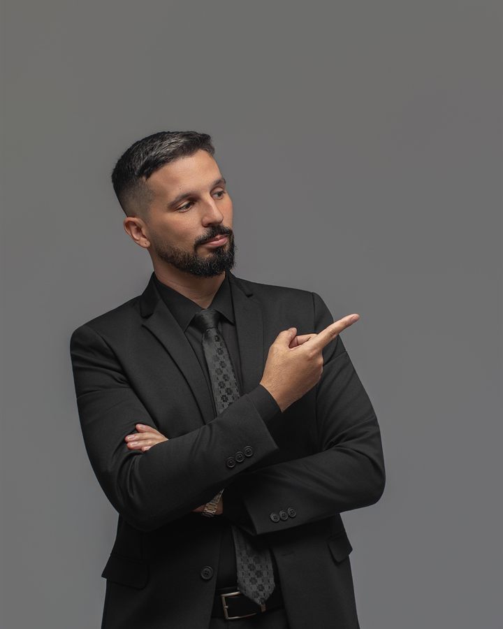 Lucas Pinho, advogado